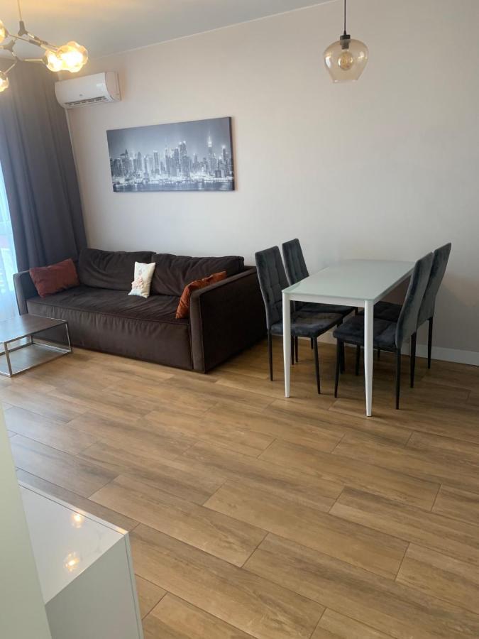 Nyvky Like Home - Fayna Town - Apt 398 Kyjev Exteriér fotografie